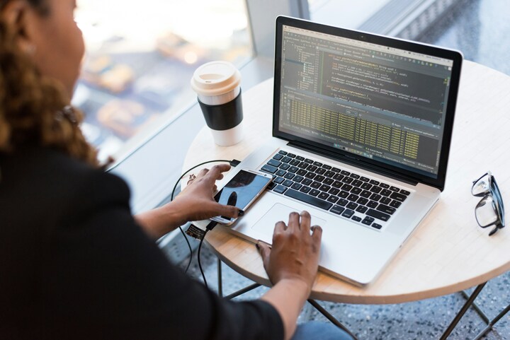 E-mail migration