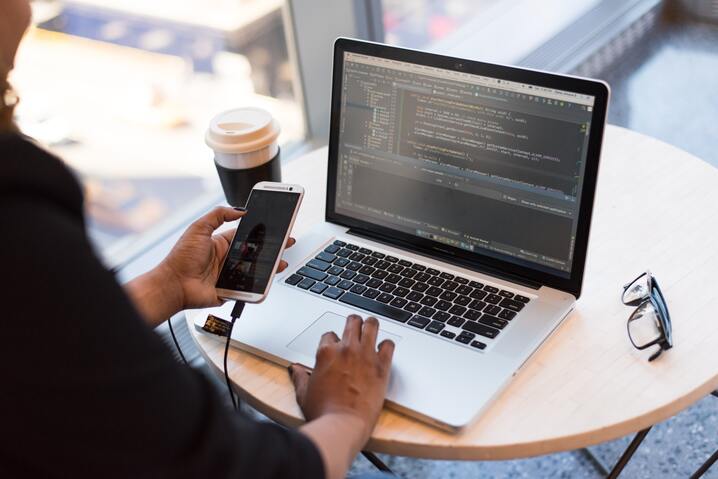 The Pros and Cons of Native Mobile App Development